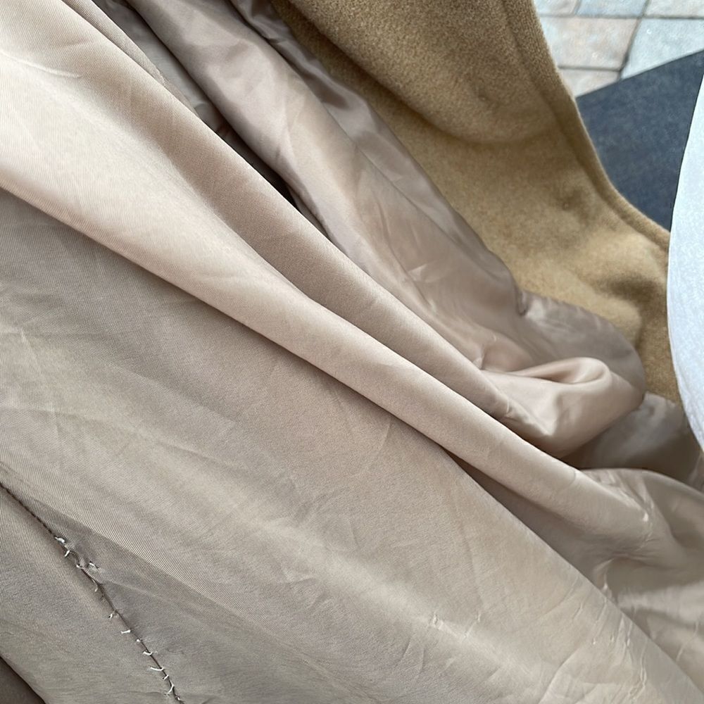 Eddie Bauer Jacket - Picture 16 of 16